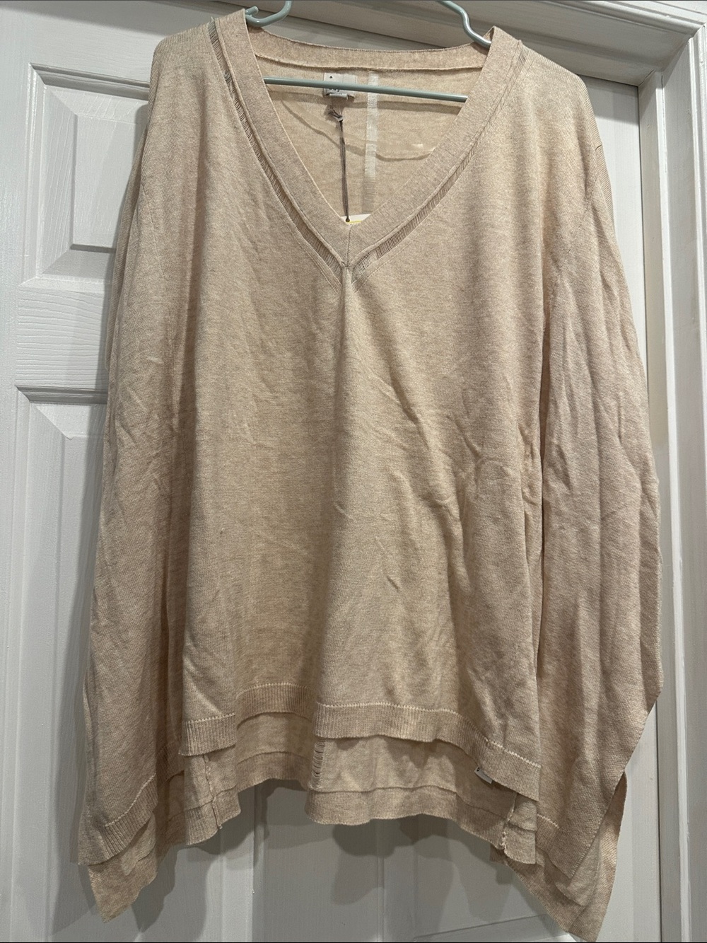 V-Neck Lightweight Women's Smock Sweater - Cream